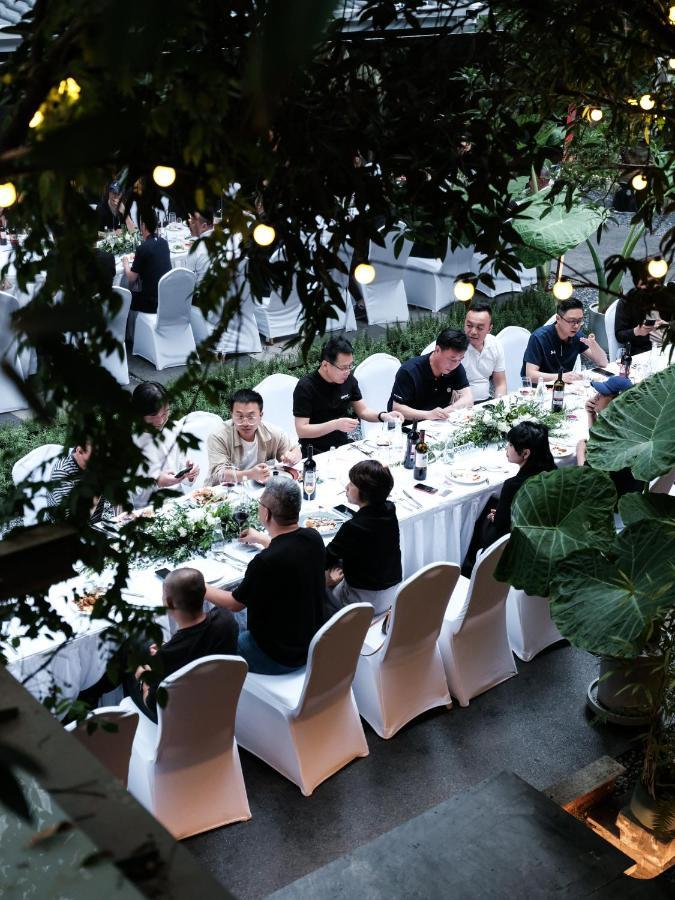 Wezo Hotel Kuanzhai Alley Chengdu-Breakfast Till 12Noon-Lv City Guide Recommended Hotel Екстер'єр фото